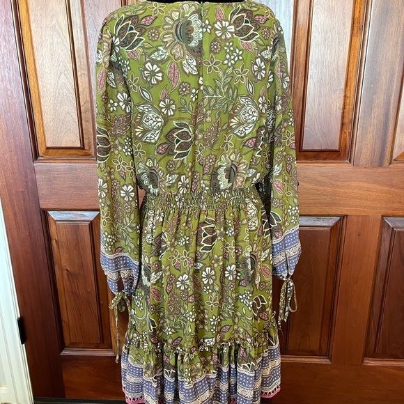 Taylor Smocked Fit & Flare Womens sz 12 Olive Floral Print Flouncy MIDI Dress - Picture 6 of 15